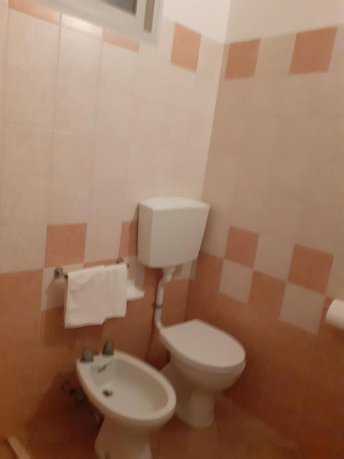 Hotel Rossini Rimini Buitenkant foto